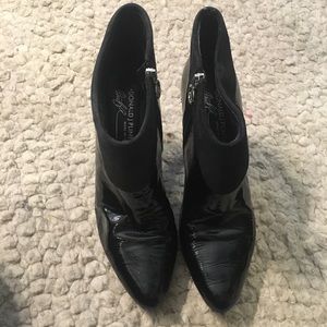 Donald J. Pliner Rula Boot